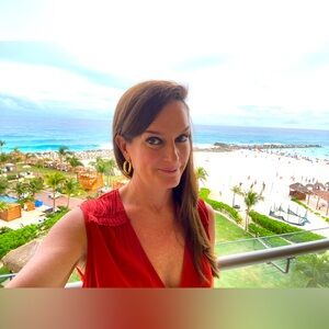 Meet your Posher, Christine